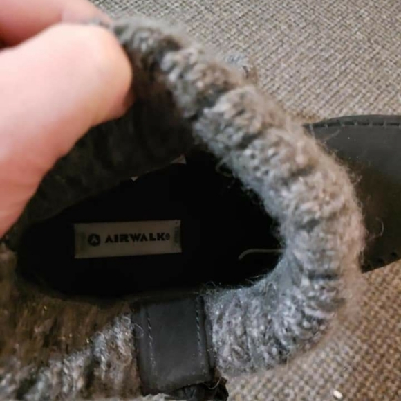 Excellent Used Condition - Picture 2 of 4